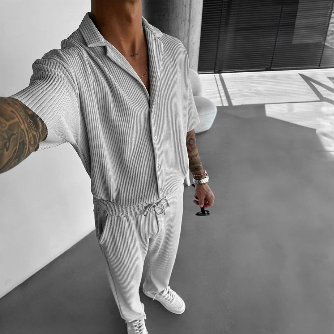 Cămașă și Pantaloni Set cu Guler Deschis și Plisat Oversize
