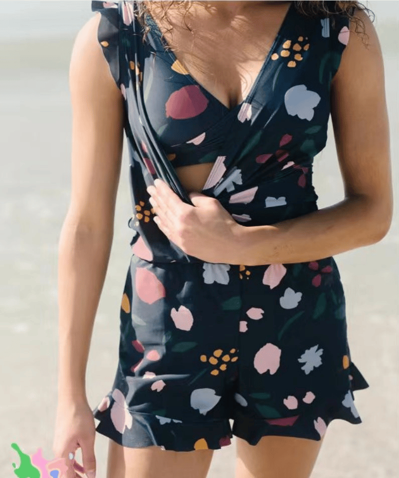 Andrea – Costum de baie cu volane și suport pentru bust